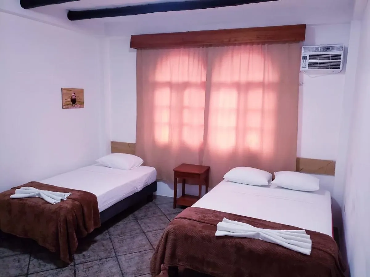 Hotel Crossman 2*, Puerto Ayora (Galapagos Islands) Ecuador